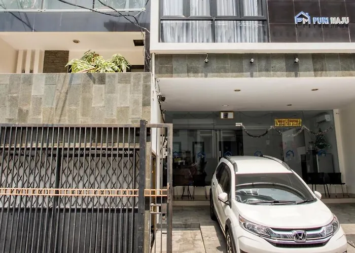 Puri Maju Hotel
